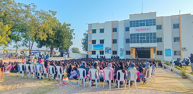 Top school in halvad